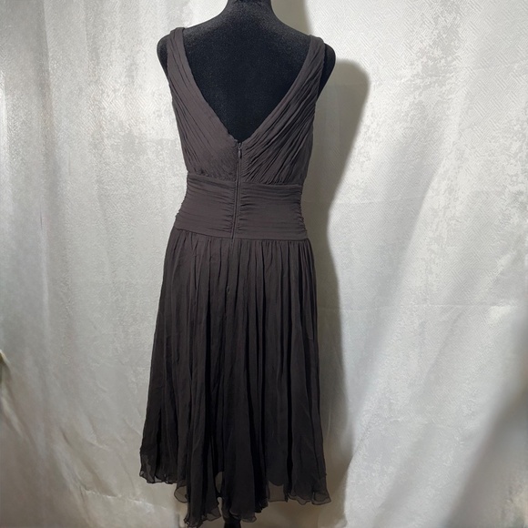 Tadashi Petite 6P 100% Silk Brown Cocktail Dress Ruched V-Neck Midi Evening - Picture 3 of 14